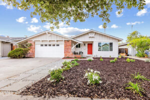 Sandy Sicsko and Joe Borromeo Real Estate Campbell, CA Single Family Home Front of House Middletown Dr. Campbell, CA