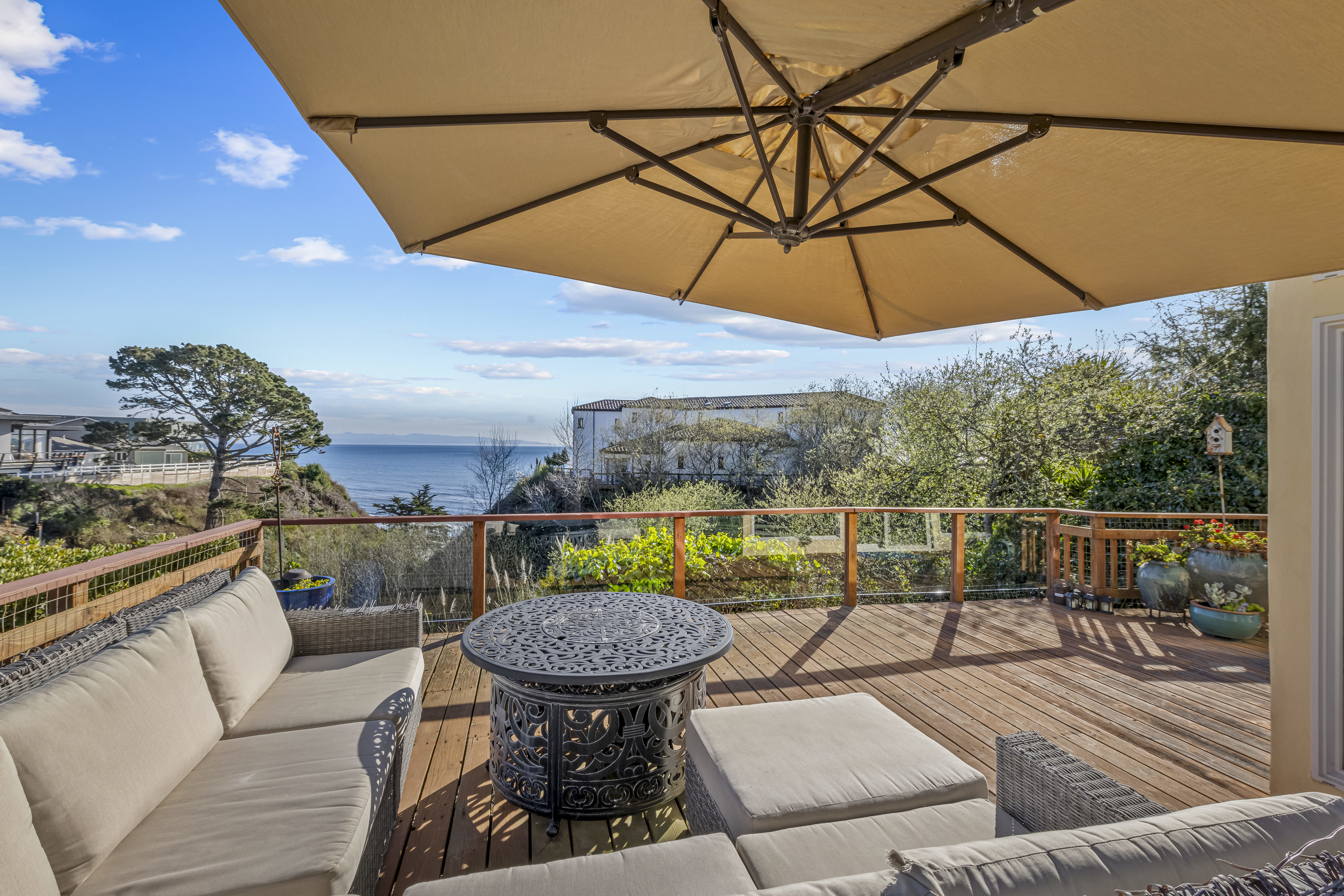 Kingsbury Dr Aptos, CA Listed by Sandy Sicsko and Joe Borromeo Real Estate Team