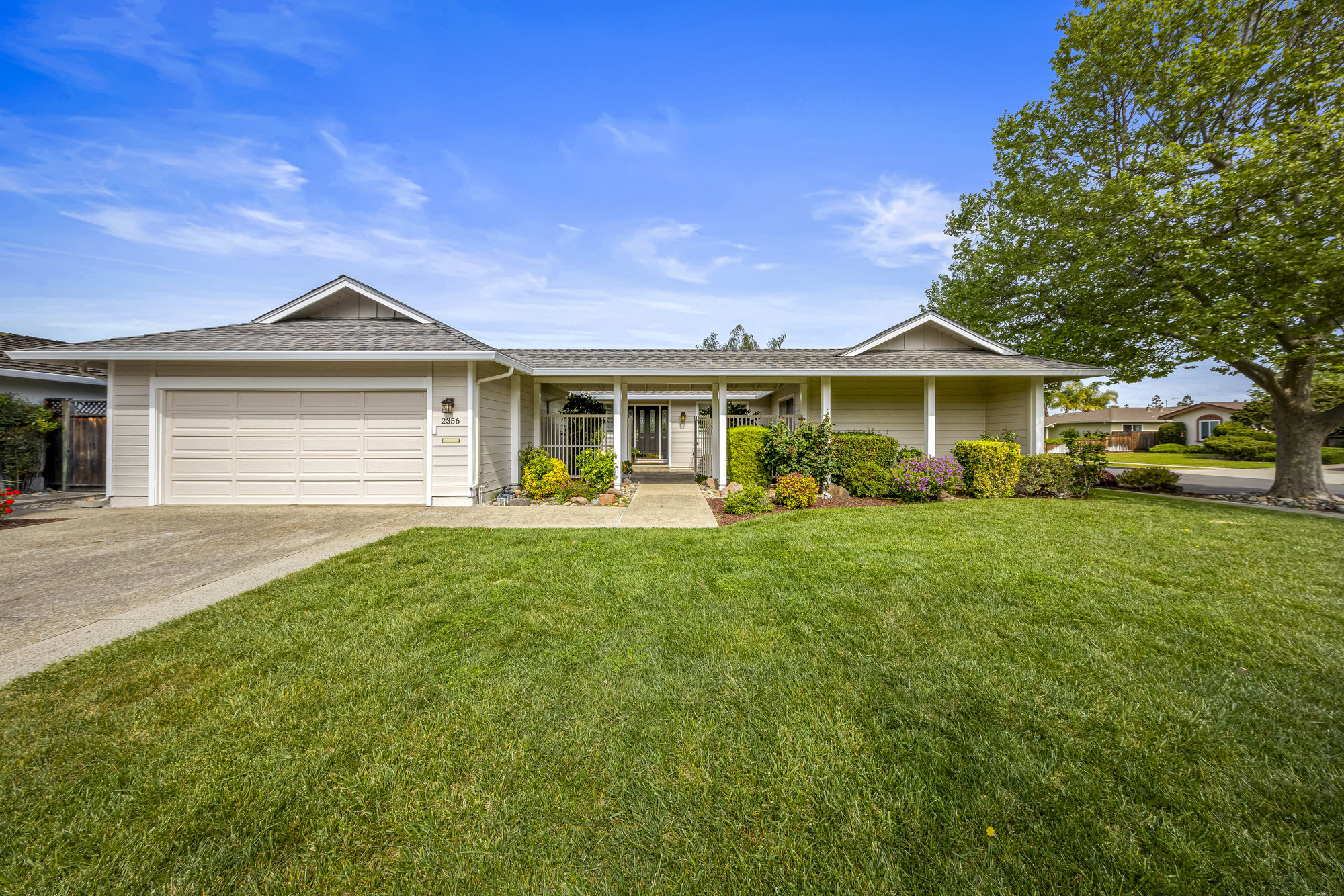 2356 Walden Sq San Jose, CA 95124  Listed By Sandy Sicsko and Joe Borromeo Real Estate Team