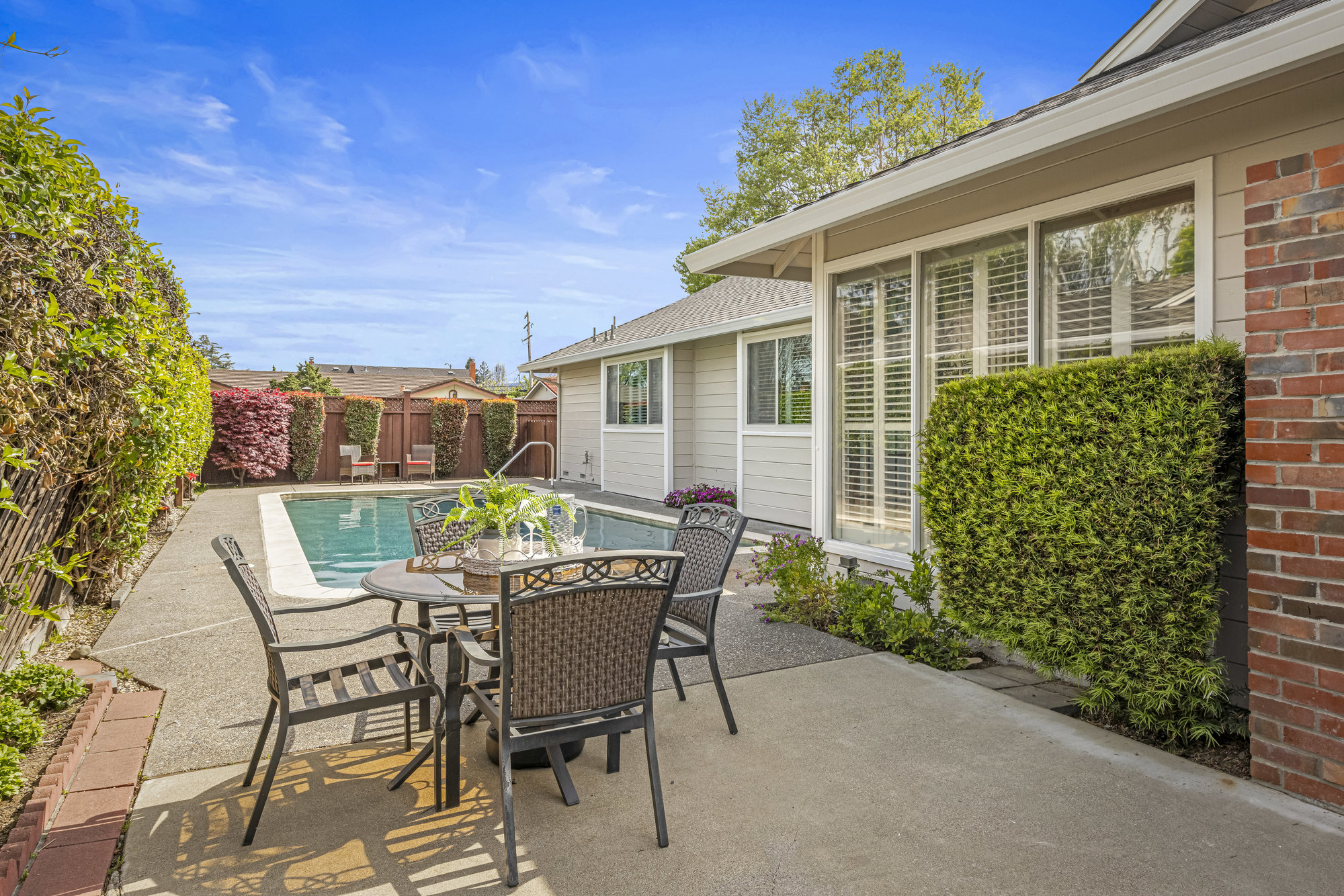 2356 Walden Sq San Jose, CA 95124 Listed By Sandy Sicsko and Joe Borromeo Real Estate Team